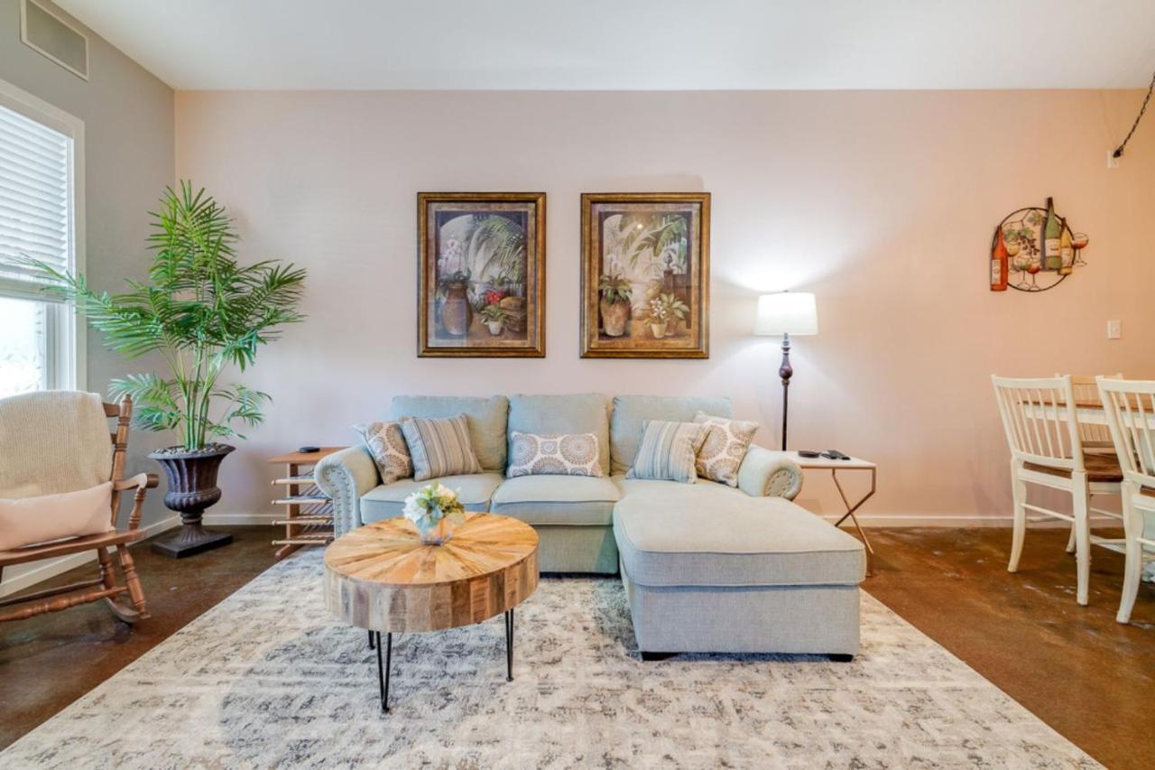 Southern Charmer-Historic District Downtown-Front Porch-Walk Score 90!!-Private Parking-1 Minute To Forsyth Park Savannah Esterno foto