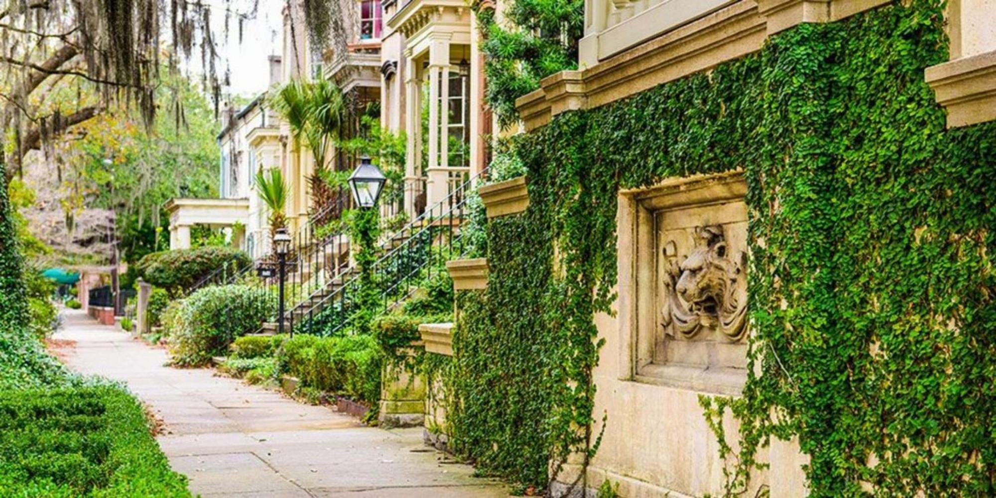 Southern Charmer-Historic District Downtown-Front Porch-Walk Score 90!!-Private Parking-1 Minute To Forsyth Park Savannah Esterno foto